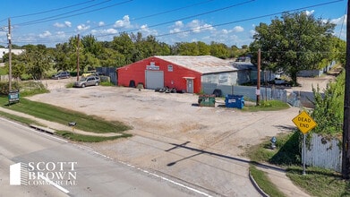 2305 Fort Worth Dr, Denton, TX for lease Interior Photo- Image 2 of 6