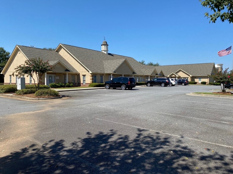 3973 Atlanta Hwy, Loganville, GA for lease - Building Photo - Image 1 of 6