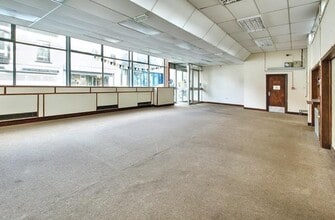 20 Dimond St, Pembroke Dock à louer Photo intérieure- Image 2 de 5