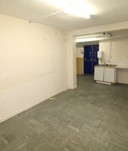 33 Castle St, Hinckley for lease Interior Photo- Image 2 of 7