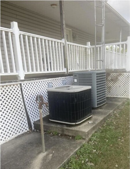 163 Holly Hock Dr, Liberty, KY à vendre - Photo du bâtiment - Image 1 de 11