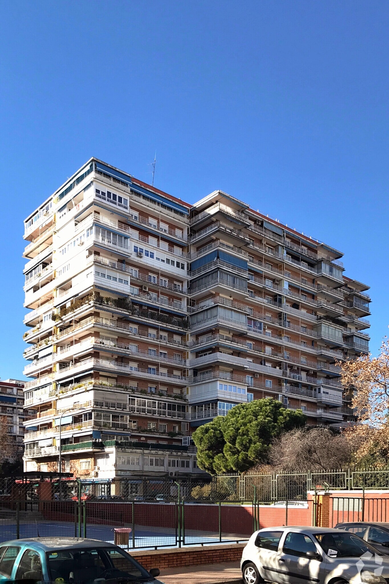 Avenida Derechos Humanos, 2, Alcorcón, Madrid for lease Primary Photo- Image 1 of 3