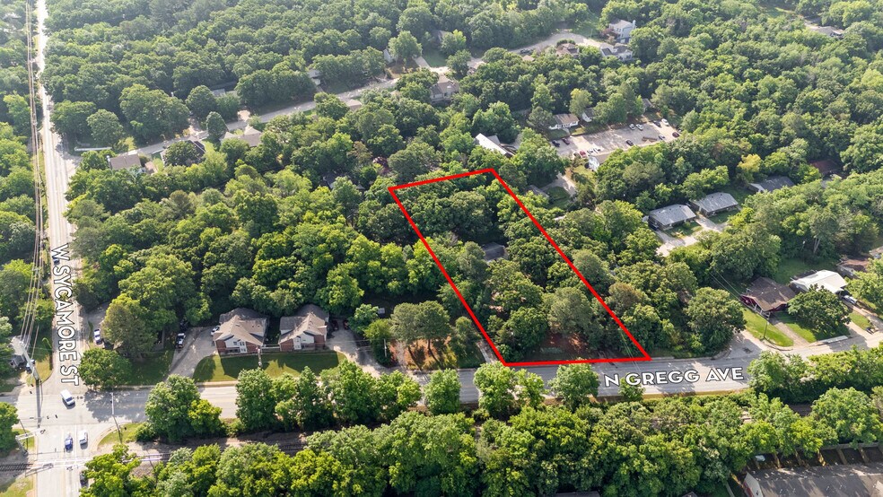 1624 N Gregg Ave, Fayetteville, AR à vendre - Photo du bâtiment - Image 3 de 13