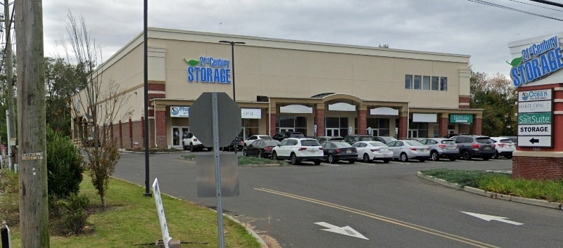 1800 State Route 35, Oakhurst, NJ for lease - Building Photo - Image 2 of 3