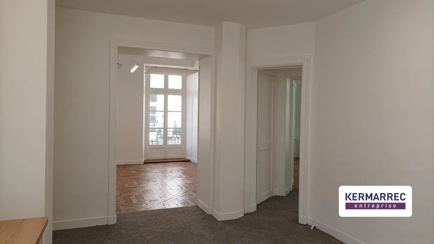 Bureau dans Nantes à louer Photo du bâtiment- Image 1 de 11