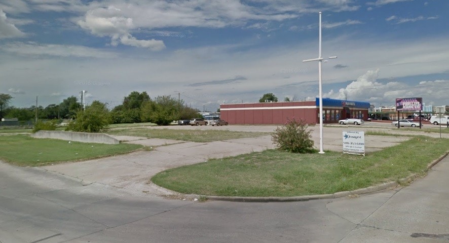 111 SW Sheridan Rd, Lawton, OK à vendre Photo du bâtiment- Image 1 de 2