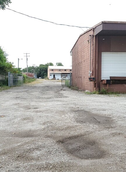 2046 Keystone Dr, Springfield, IL à vendre - Photo du bâtiment - Image 3 de 22