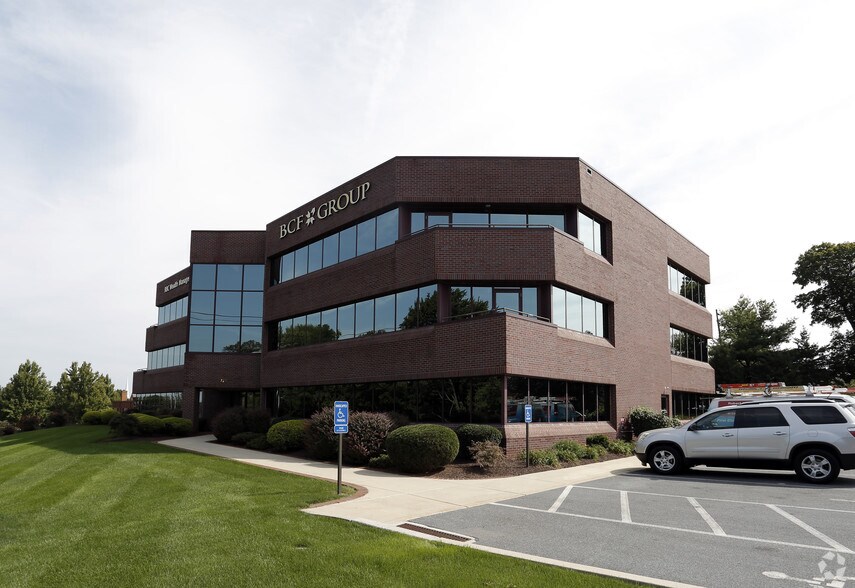 2101 Oregon Pike, Lancaster, PA for lease - Building Photo - Image 1 of 8