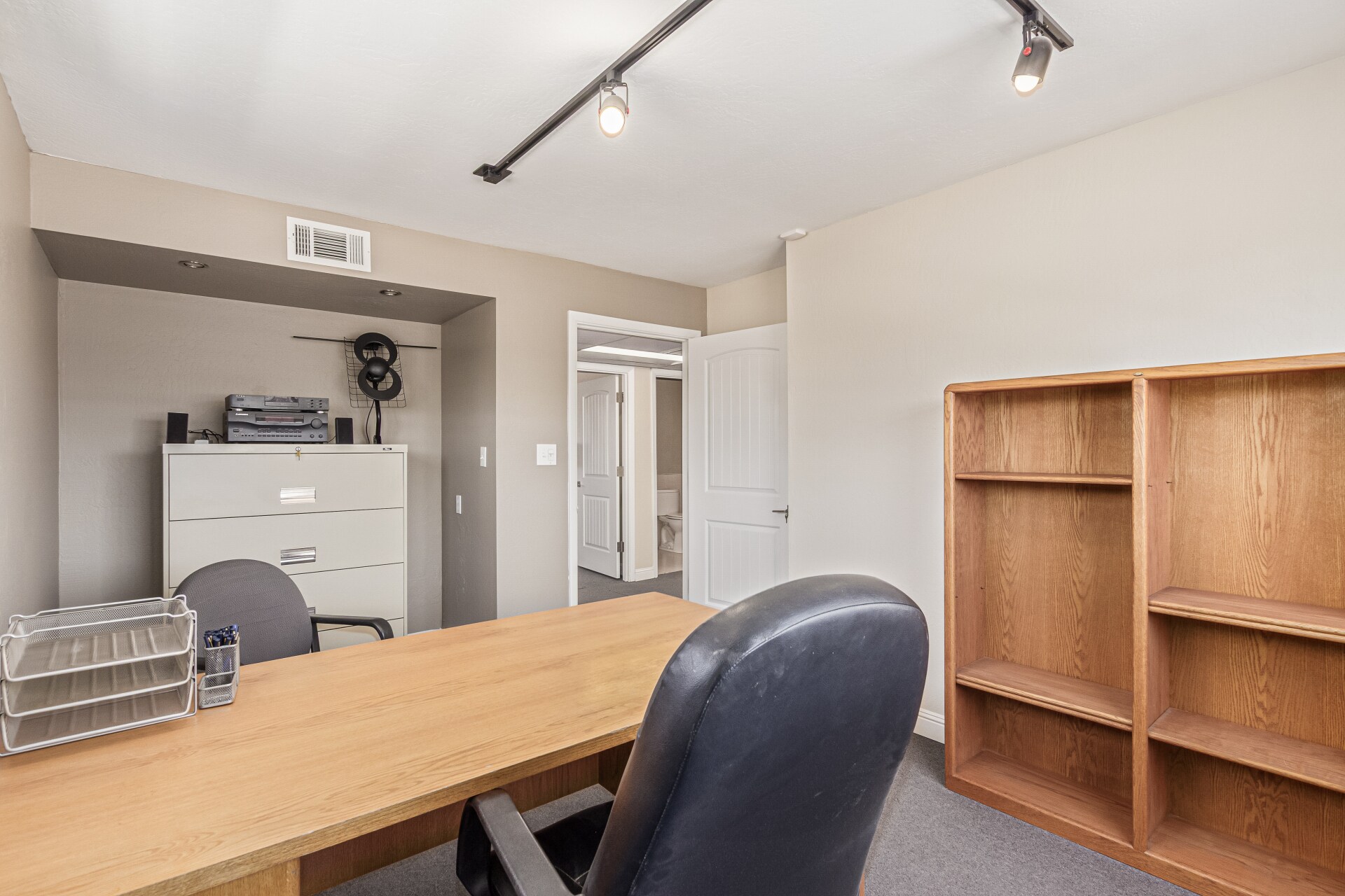 8545 N Black Canyon Hwy, Phoenix, AZ for sale Primary Photo- Image 1 of 26