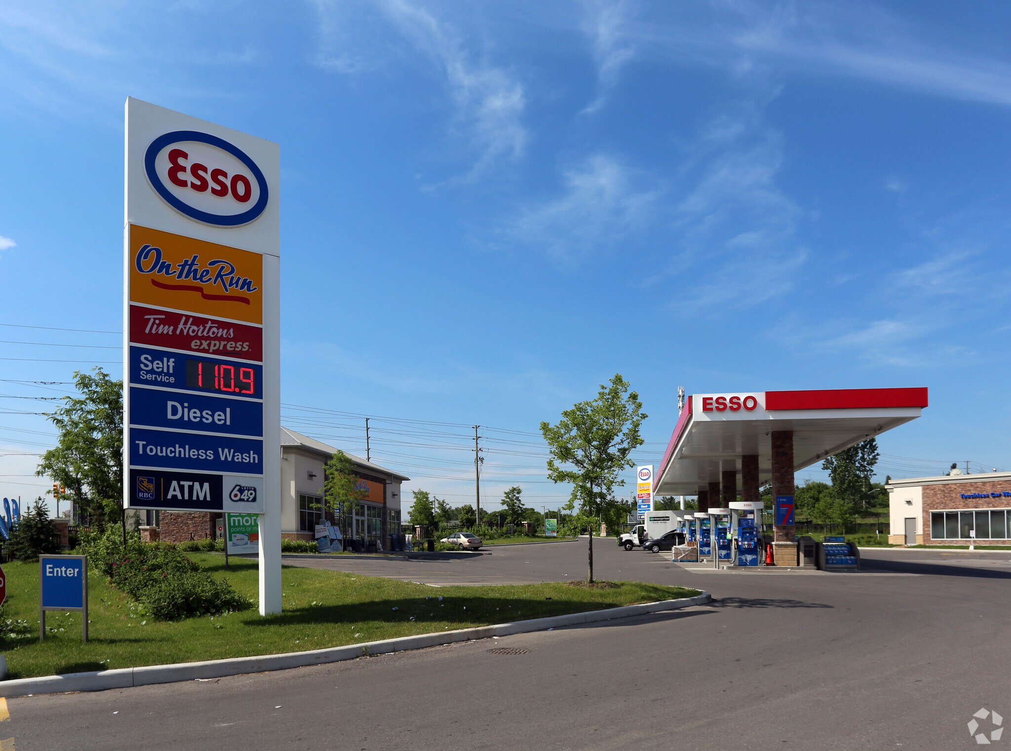 290 Rossland Rd E, Ajax, ON for sale Primary Photo- Image 1 of 1