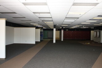 71-101 Carver Rd, Plymouth, MA for lease Interior Photo- Image 2 of 6