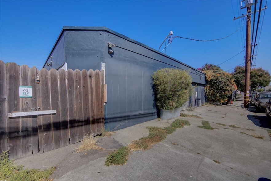 2928-2930 Chapman St, Oakland, CA for sale - Building Photo - Image 2 of 21