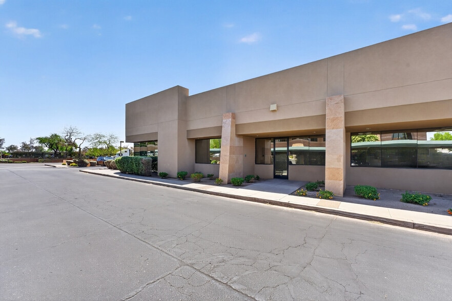 15810 S 45th St, Phoenix, AZ for sale - Building Photo - Image 2 of 22