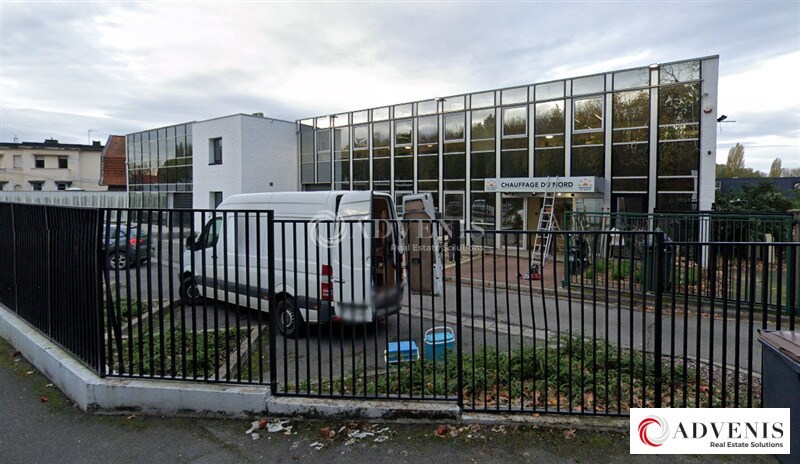 Bureau dans Hem à louer - Photo du bâtiment - Image 1 de 1