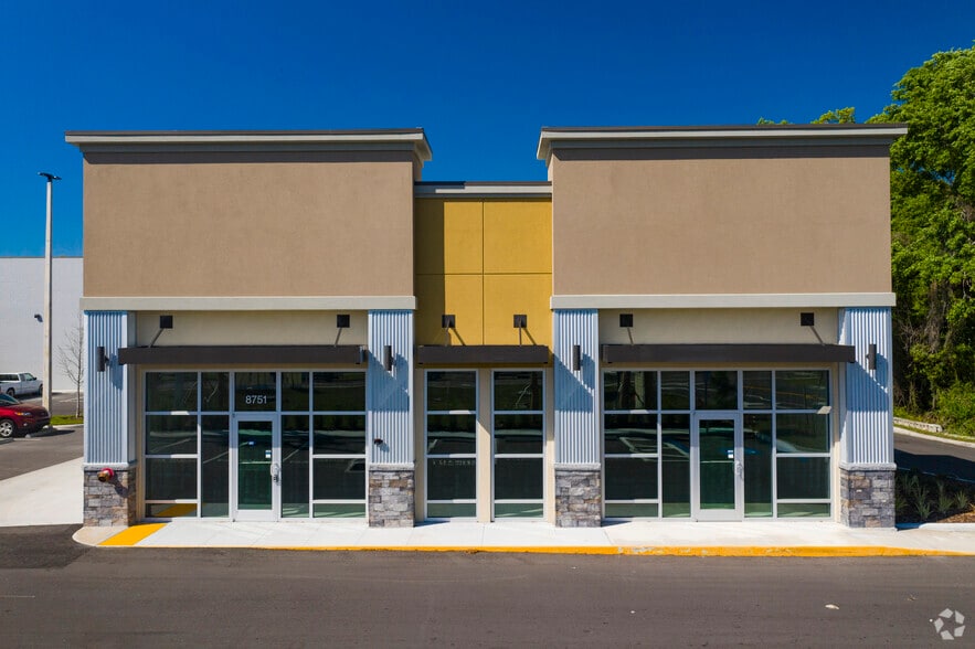 8725 W Linebaugh Ave, Tampa, FL for sale - Building Photo - Image 2 of 7