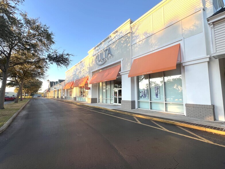 2100-2289 E Semoran Blvd, Apopka, FL à louer - Photo du bâtiment - Image 3 de 14