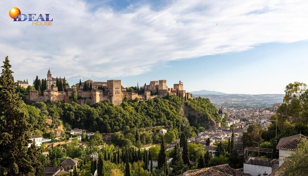 Calle Santo Sepulcro del Sacromonte, Granada, Granada à vendre - Photo du bâtiment - Image 2 de 17