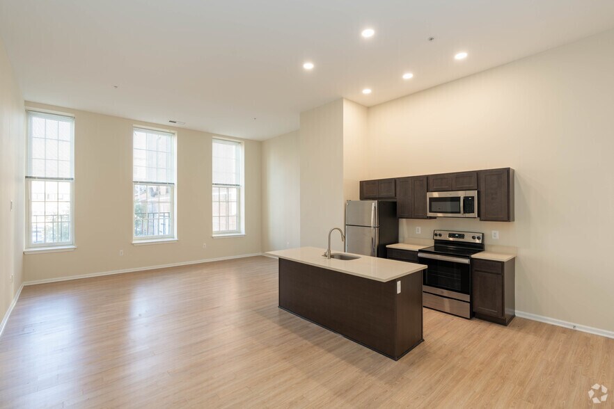 413 N Howard St, Baltimore, MD à louer - Photo intérieure - Image 3 de 17