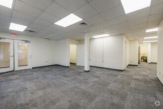 323 John Knox Rd, Tallahassee, FL for lease Interior Photo- Image 2 of 7