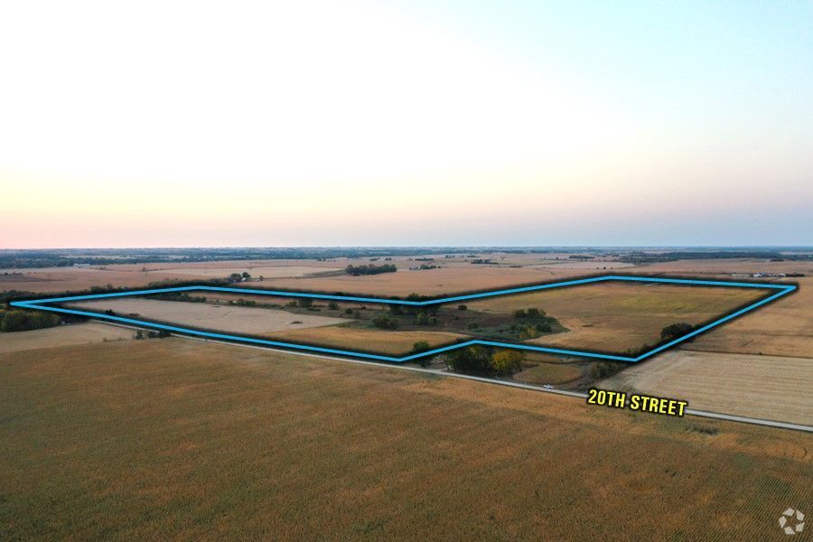 18707 20th St, Oelwein, IA for sale Primary Photo- Image 1 of 1