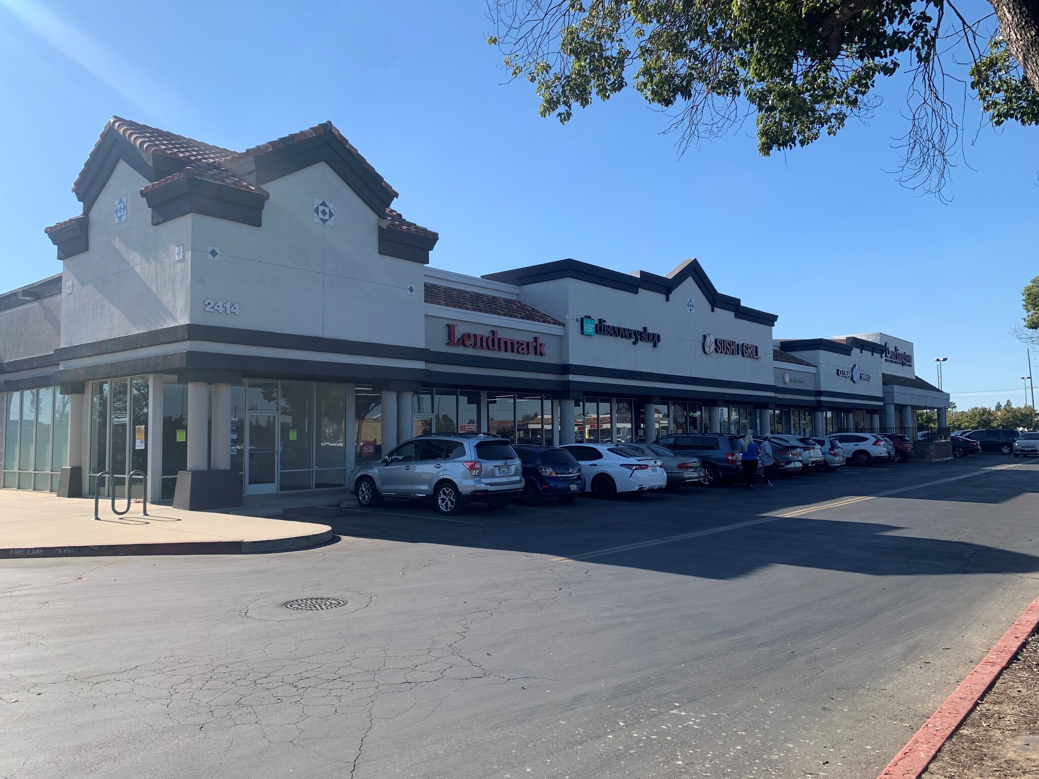 2314 W Kettleman Ln, Lodi, CA for lease Primary Photo- Image 1 of 11