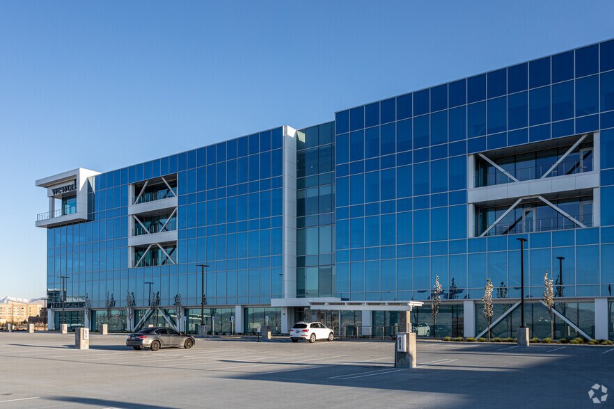 1557 W Innovation Way, Lehi, UT à louer - Photo du bâtiment - Image 3 de 23