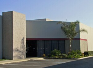 1961 E Miraloma Ave, Placentia, CA à louer Photo du bâtiment- Image 1 de 1