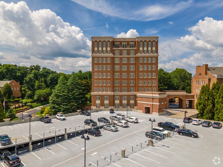 4401 Northside Pky NW, Atlanta, GA à louer - Photo du bâtiment - Image 3 de 7