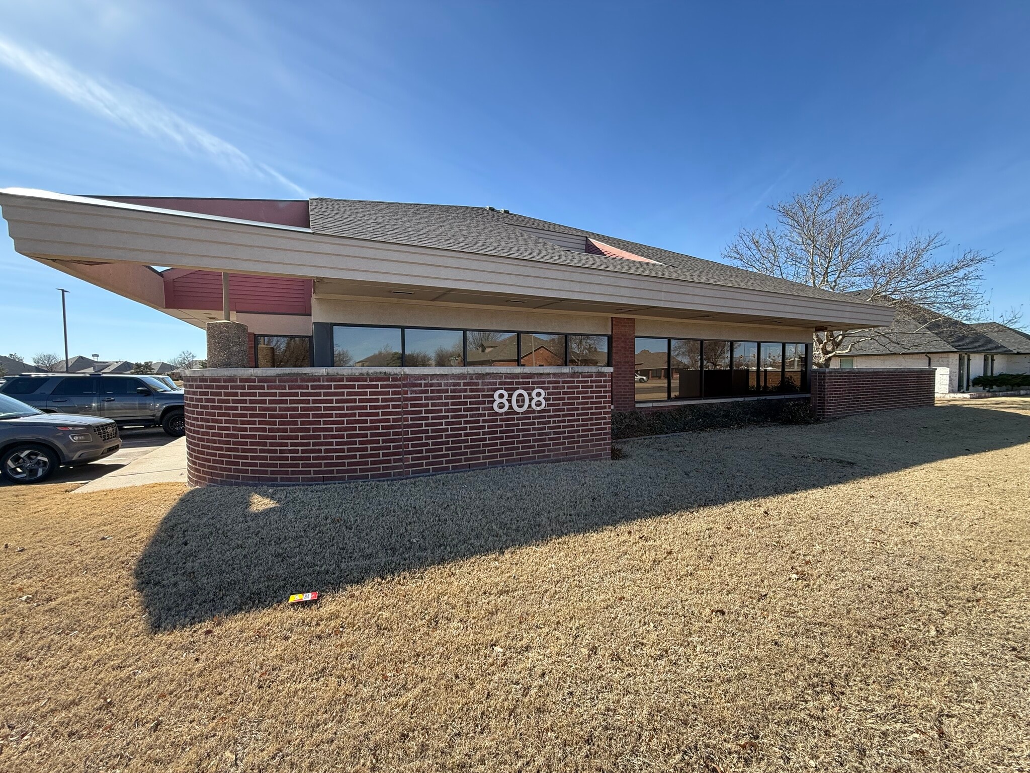 808 NW 24th St, Norman, OK for lease Primary Photo- Image 1 of 15