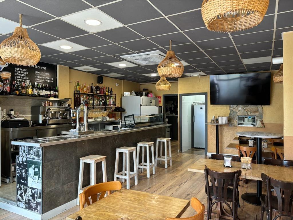 Olivella, BAR 08818 - Unit - - - Interior Photo - Image 2 of 18
