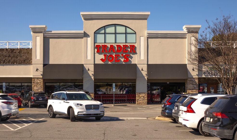 300 S Stratford Rd, Winston-Salem, NC for lease - Building Photo - Image 3 of 29