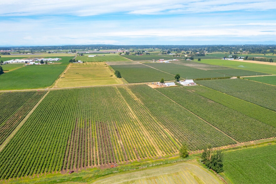 9586 Bender Rd, Lynden, WA for sale - Aerial - Image 3 of 12