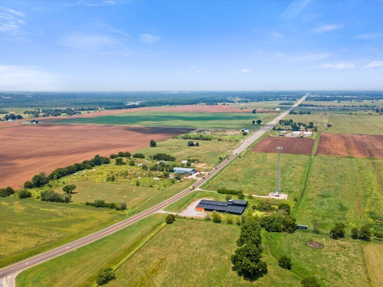 700 N Main St, Lexington, OK à louer - Photo du bâtiment - Image 2 de 46
