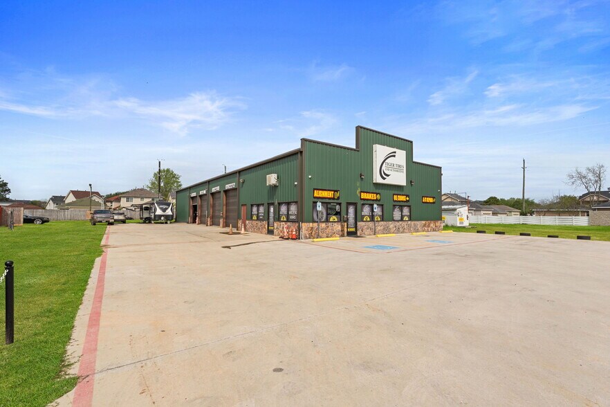 6217 Fry Rd, Katy, TX à vendre - Photo du bâtiment - Image 1 de 13