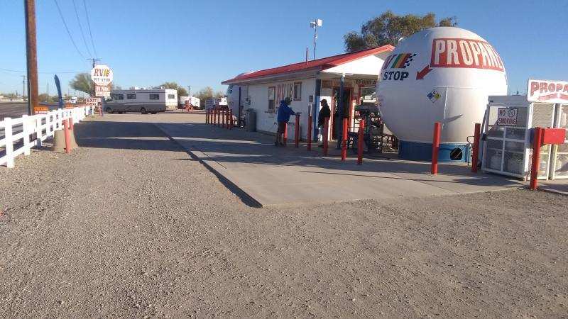 425 N Central Blvd, Quartzsite, AZ à vendre - Photo du bâtiment - Image 2 de 47