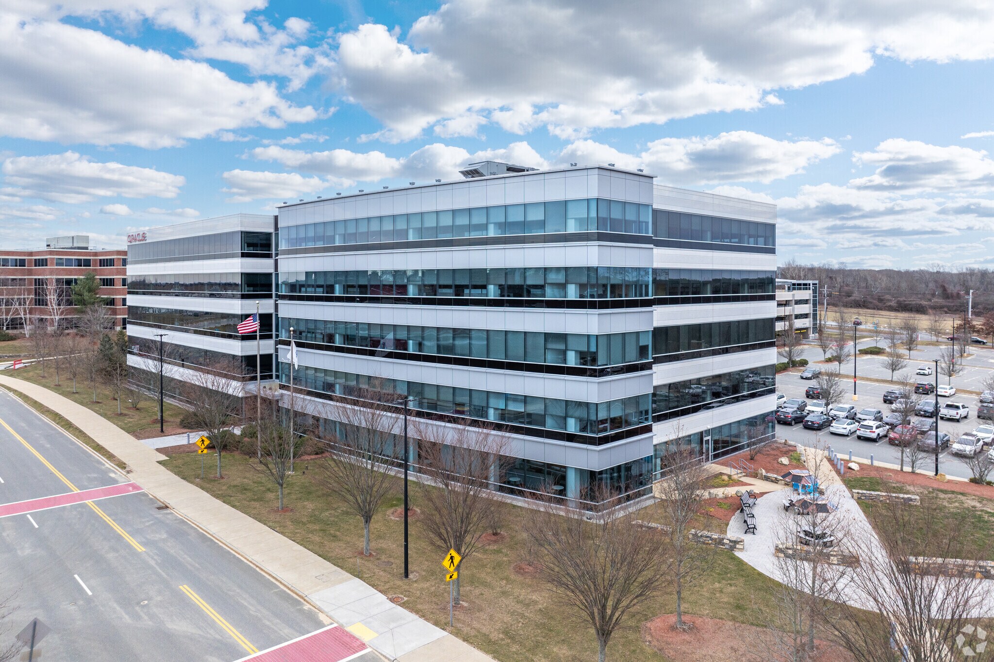 6 Van De Graaff Dr, Burlington, MA for lease Primary Photo- Image 1 of 7