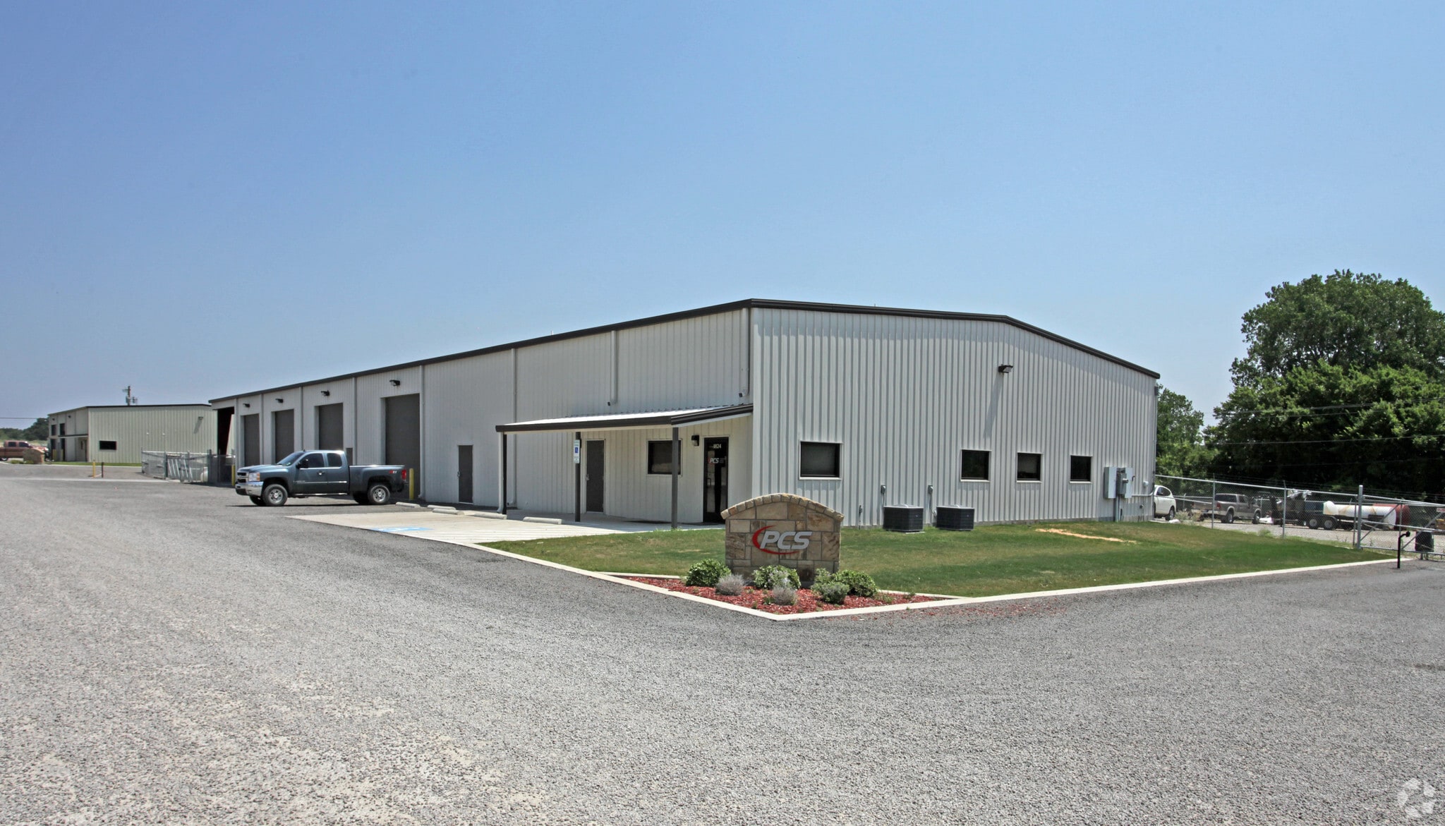 1824 Ranger Hwy, Weatherford, TX for lease Building Photo- Image 1 of 4
