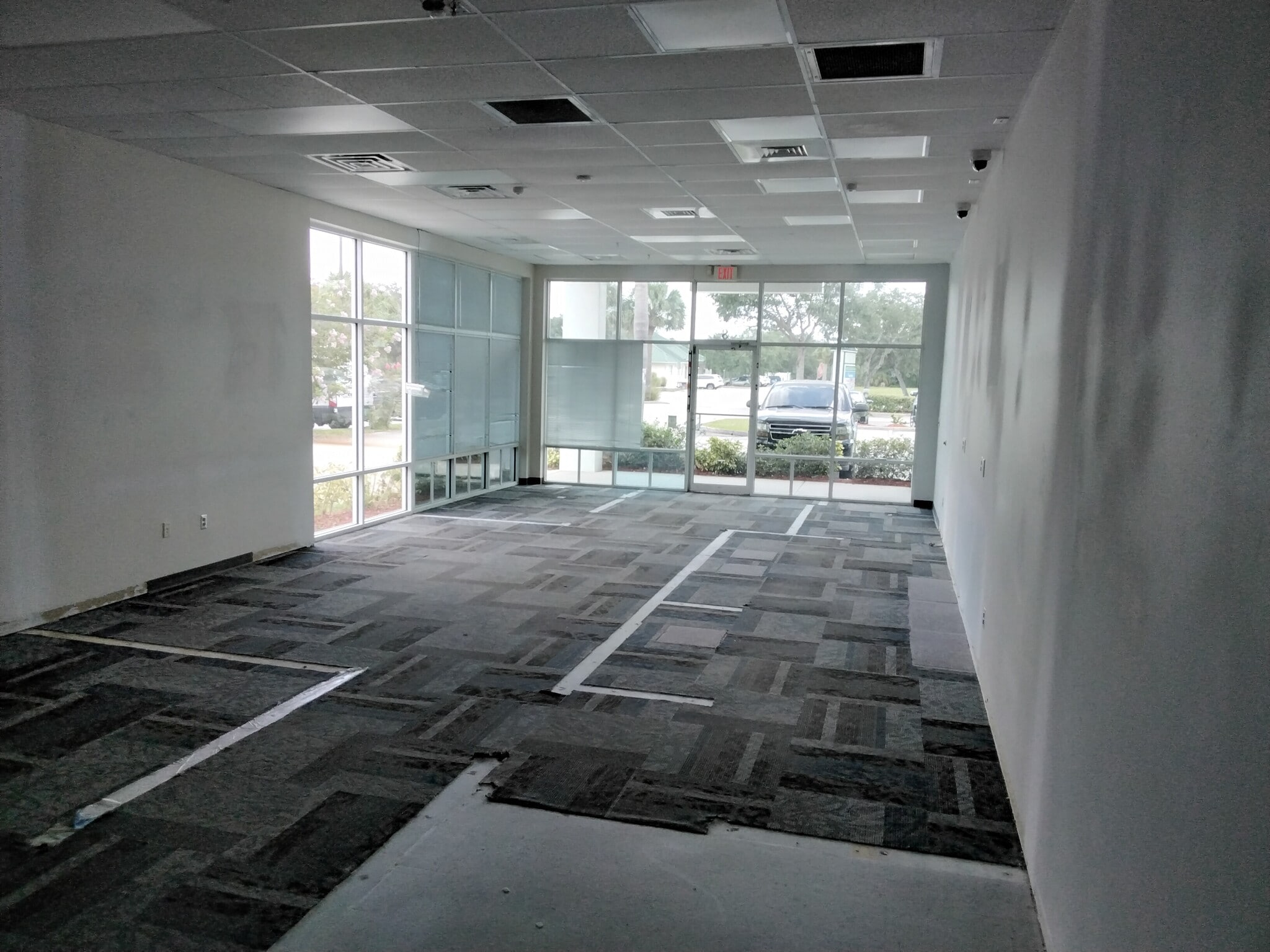 3555 SE Bayside Lakes Blvd, Palm Bay, FL for lease Interior Photo- Image 1 of 3