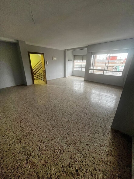 Office in Móstoles, Madrid for lease - Primary Photo - Image 1 of 1