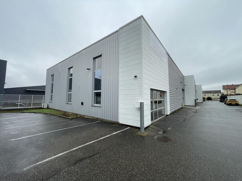 1A Rue Foch, Mundolsheim à louer - Photo du bâtiment - Image 2 de 14