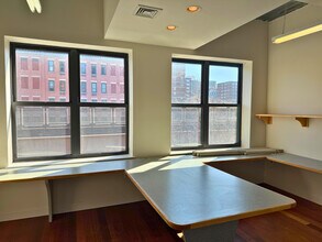 1882 Park Ave, New York, NY for lease Building Photo- Image 2 of 4