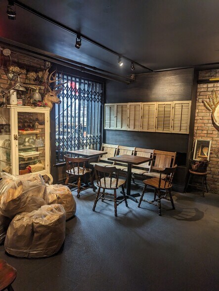 235 E 53rd St, New York, NY à louer - Photo intérieure - Image 3 de 7