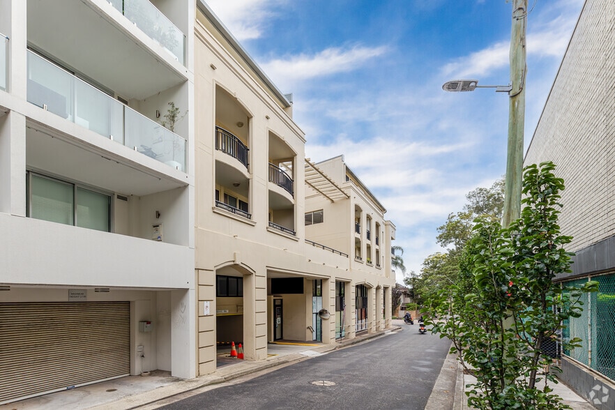 27-35 Grosvenor St, Neutral Bay for sale - Building Photo - Image 3 of 4