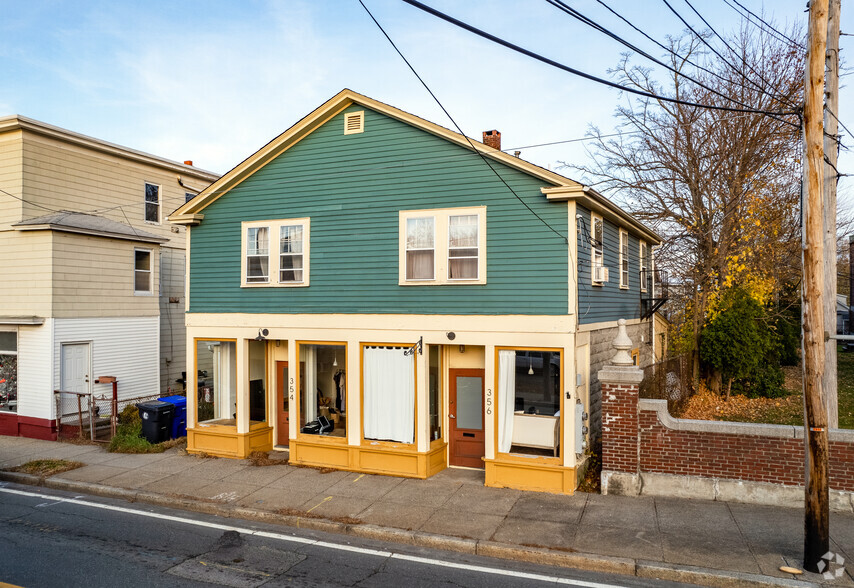 352 Main St, Warren, RI à vendre - Photo principale - Image 1 de 1