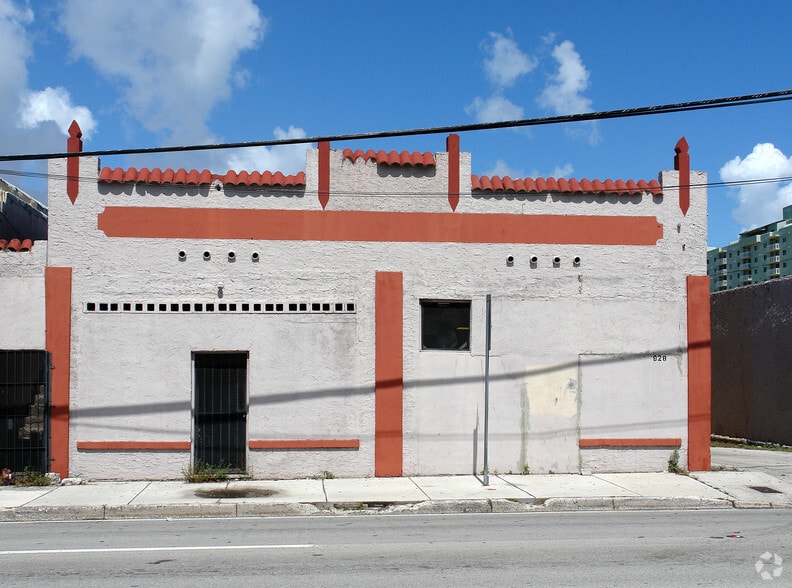 926 NW 7th Ave, Miami, FL for lease - Building Photo - Image 2 of 7