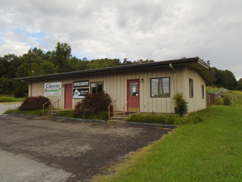 1210 Nebo Rd, Madisonville, KY à vendre - Photo principale - Image 1 de 7