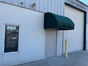 1720 NW 4th Ave, Ocala, FL for lease Building Photo- Image 1 of 6