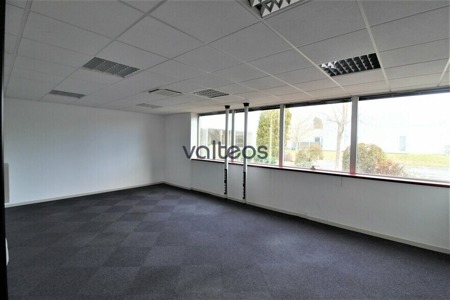 265 Rue De La Découverte, Labège for lease - Interior Photo - Image 3 of 7
