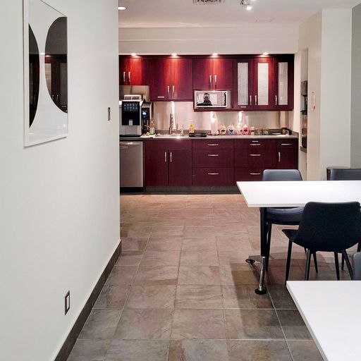 111 2 Ave S, Saskatoon, SK à louer - Photo intérieure - Image 3 de 29