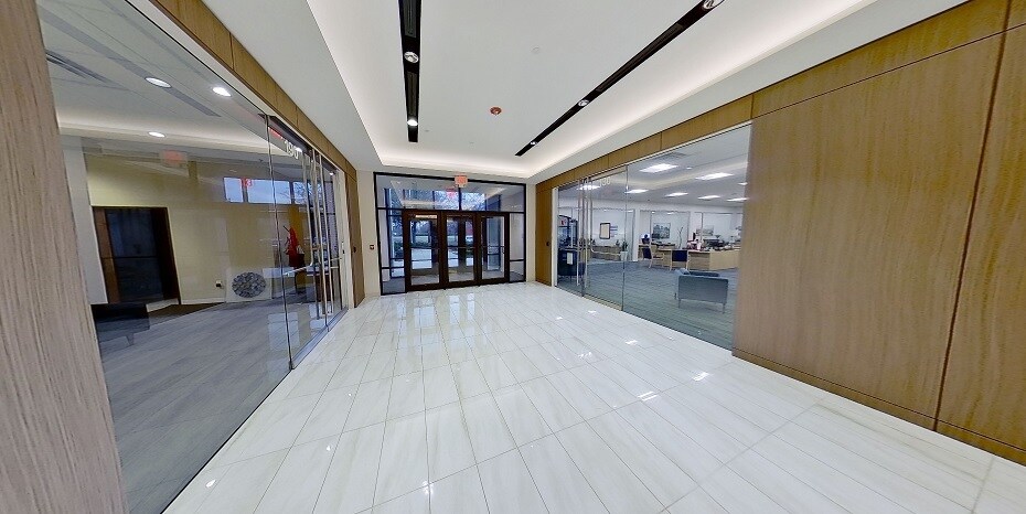 1700 N Redbud Blvd, McKinney, TX à louer - Photo intérieure - Image 2 de 9